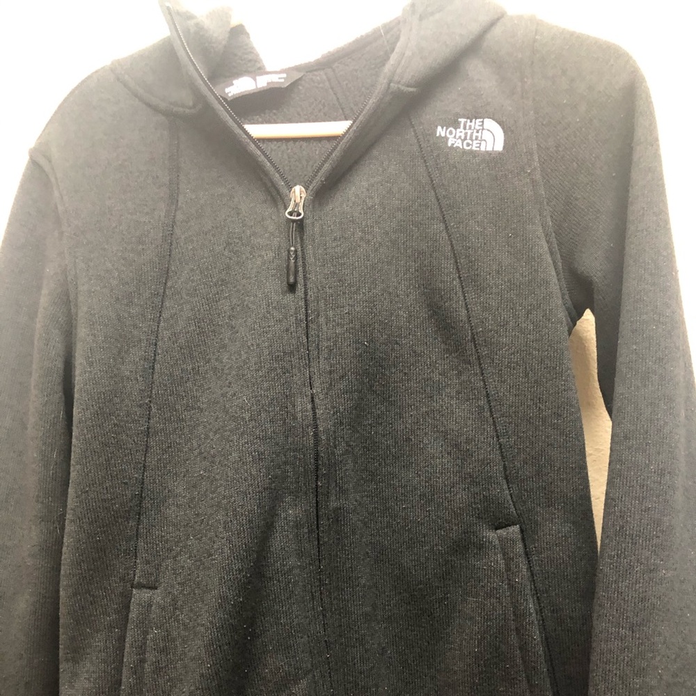 Women’s THE NORTH FACE JACKET